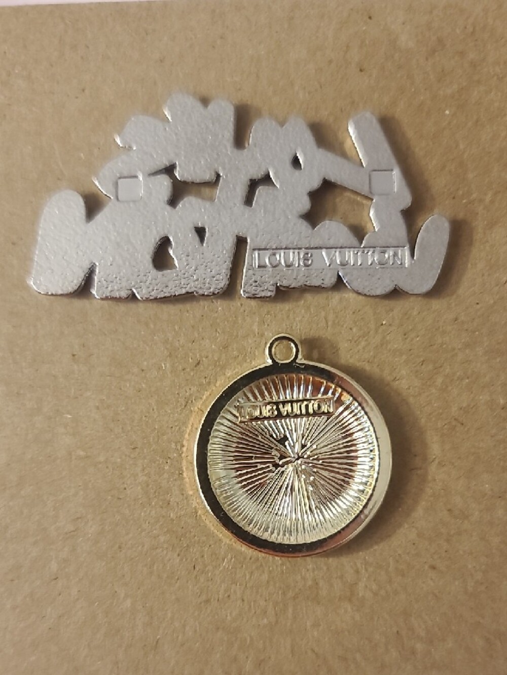 Louis Vuitton Pink Enamel Logo and Crystal - Picture 2 of 2